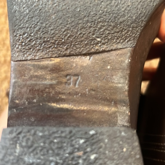 100% Authentic Brown leather Burberry riding boots Size 37 - Picture 6 of 8